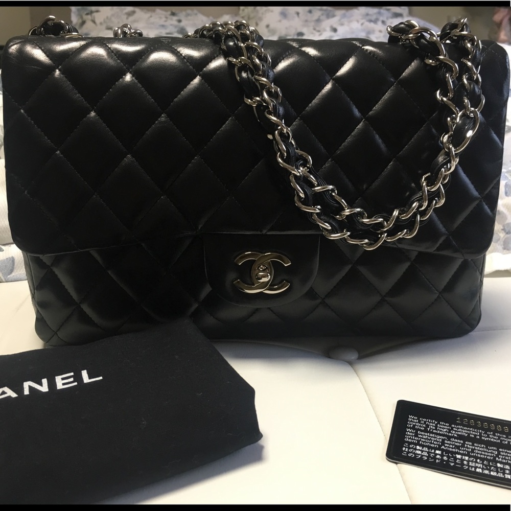 Sold! Chanel jumbo lambskin